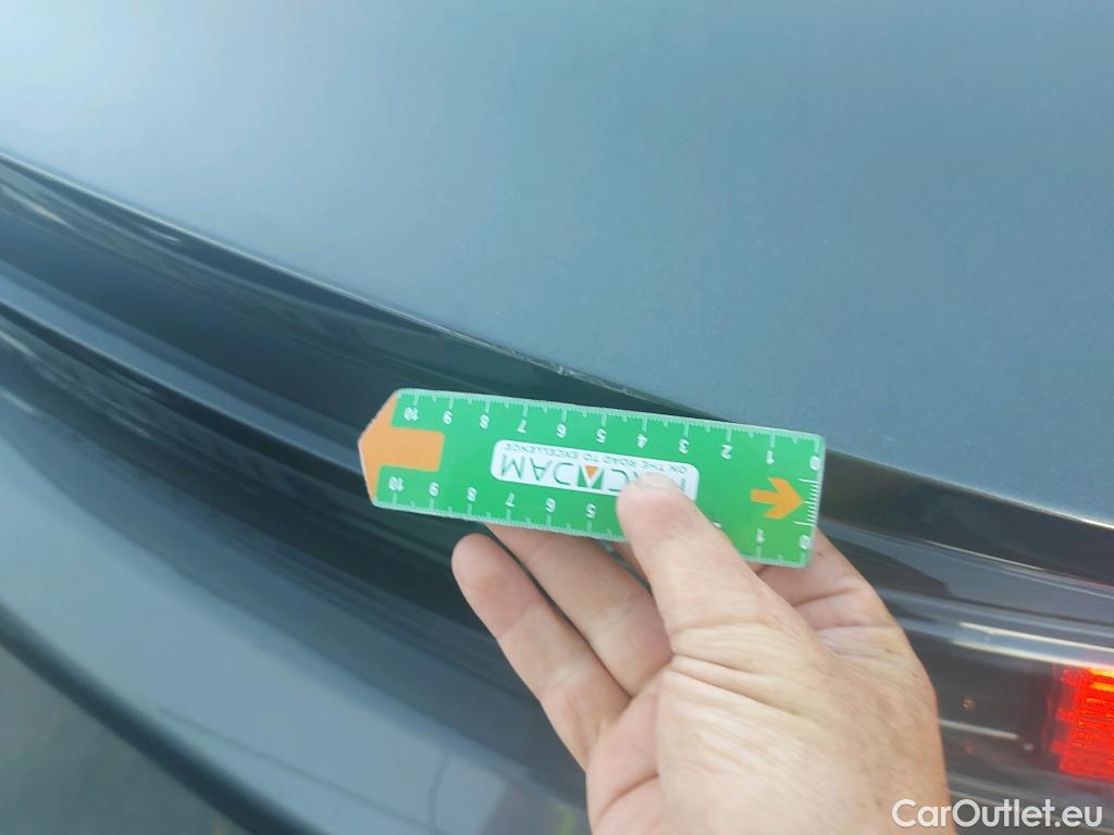  Peugeot  508 PEUGEOT  Hybrid / 2018 / 5P / berlina con portón 5P Allure 225 e-EAT8 #2