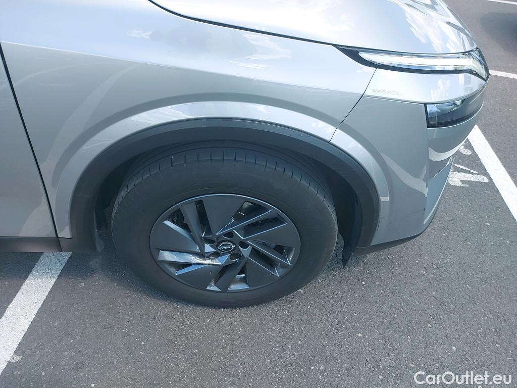  Nissan  Qashqai NISSAN  DIG-T 158 CV mHEV Xtronic Acenta (AC8) #25