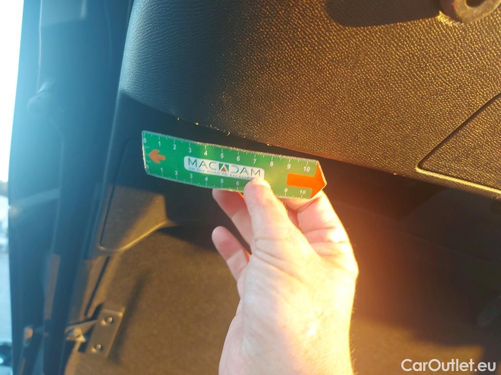  Peugeot  508 PEUGEOT  Hybrid / 2018 / 5P / berlina con portón 5P Allure 225 e-EAT8 #22