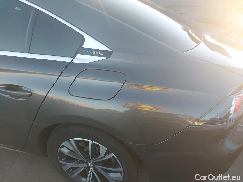  Peugeot  508 PEUGEOT  Hybrid / 2018 / 5P / berlina con portón 5P Allure 225 e-EAT8 #13