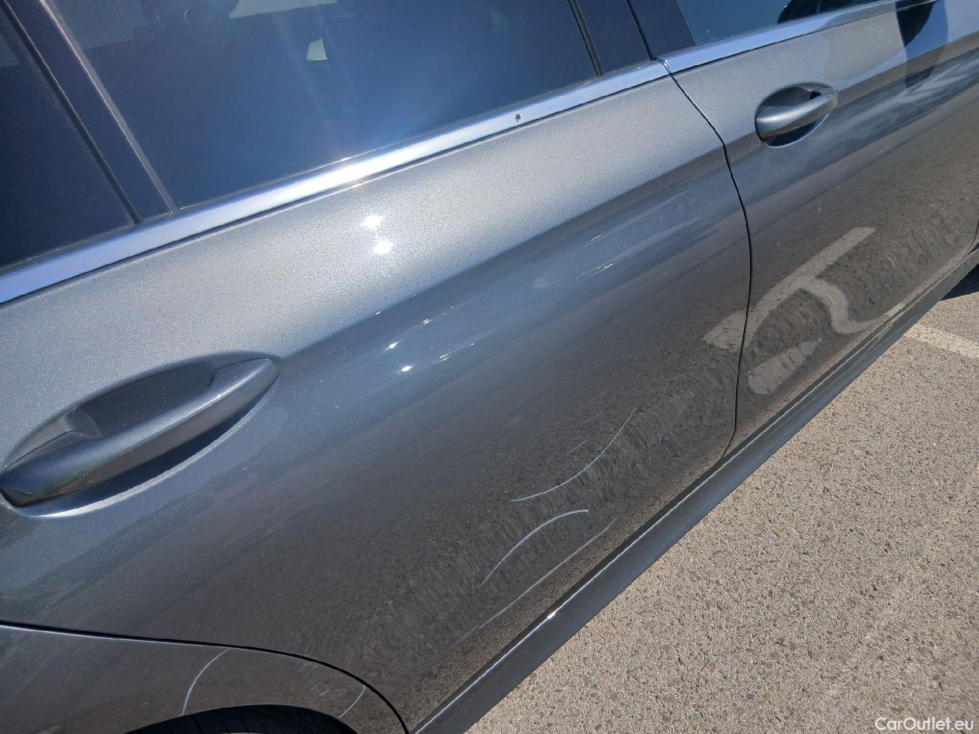  Mercedes  E-Klasse MERCEDES-BENZ Clase E / 2020 / 4P / sedán E 220 d 4MATIC #24