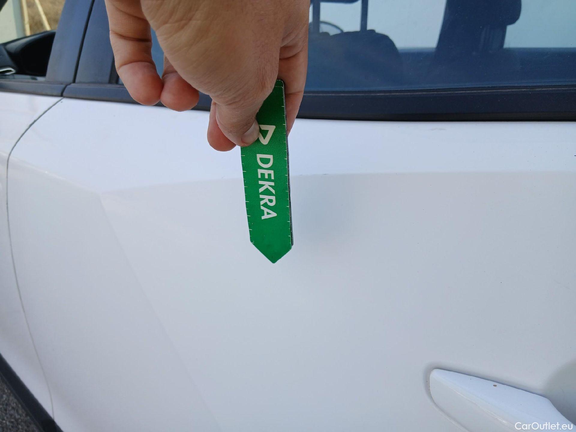  Peugeot  2008 PEUGEOT  / 2019 / 5P / todoterreno Active BlueHDI 100 S&S BVM6 #6