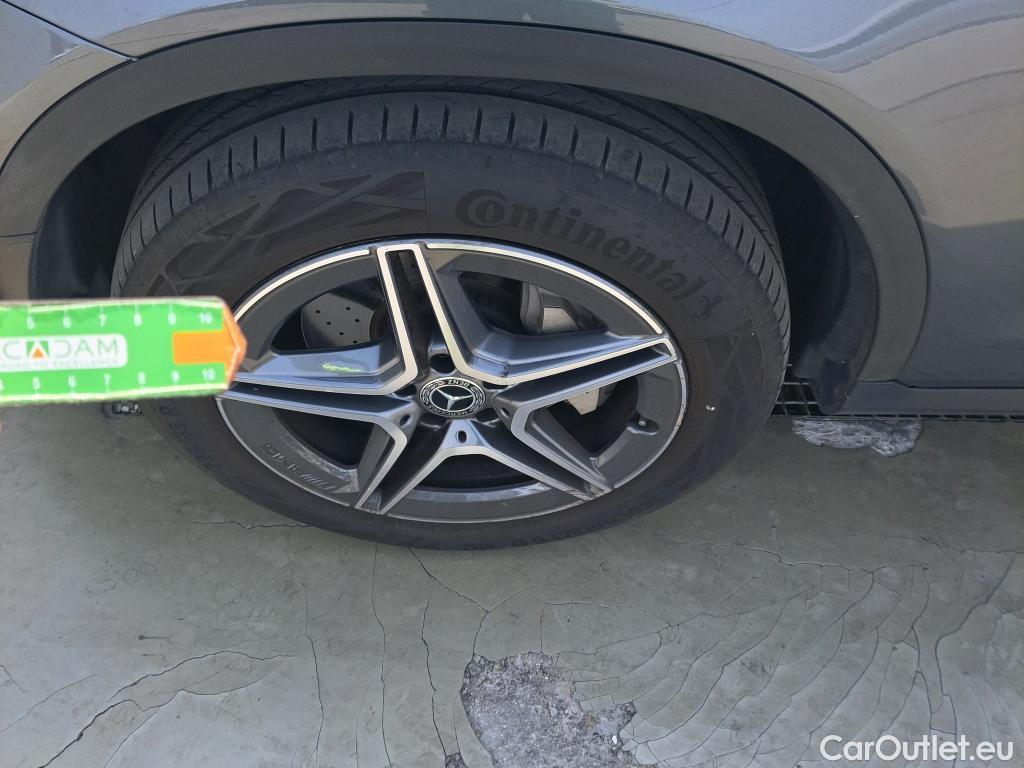  Mercedes  G-Klasee MERCEDES-BENZ Clase GLC / 2019 / 5P / todoterreno GLC 300 e 4MATIC #3