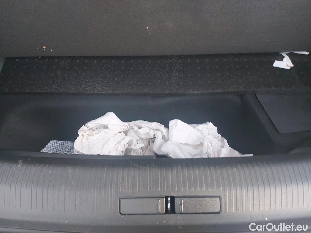  Peugeot  508 PEUGEOT  Hybrid / 2018 / 5P / berlina con portón 5P Allure 225 e-EAT8 #12
