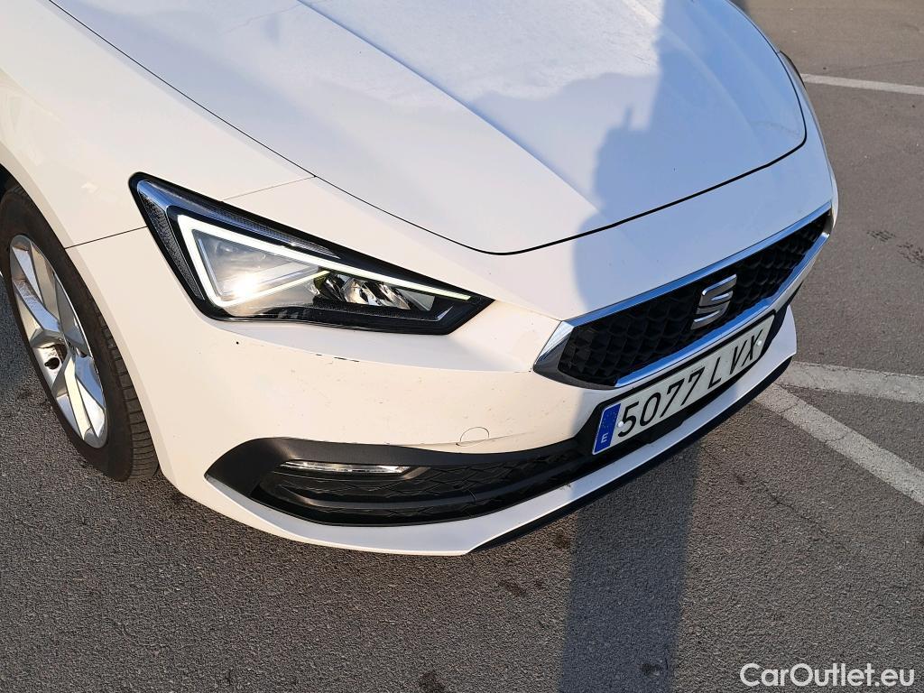  Seat  Leon SEAT León  / 5P / 2.0 TDI 110 CV S&S Style Go #1