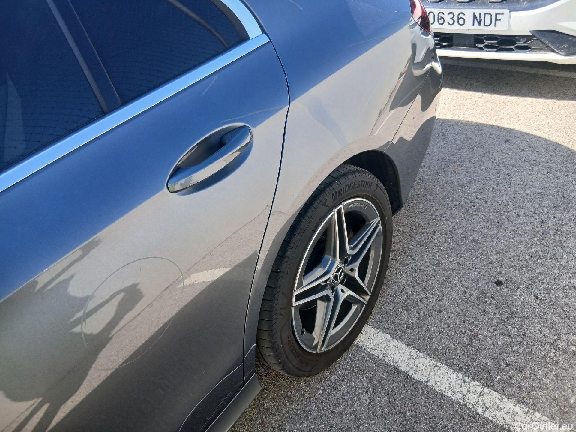  Mercedes  E-Klasse MERCEDES-BENZ Clase E / 2020 / 4P / sedán E 220 d 4MATIC #33