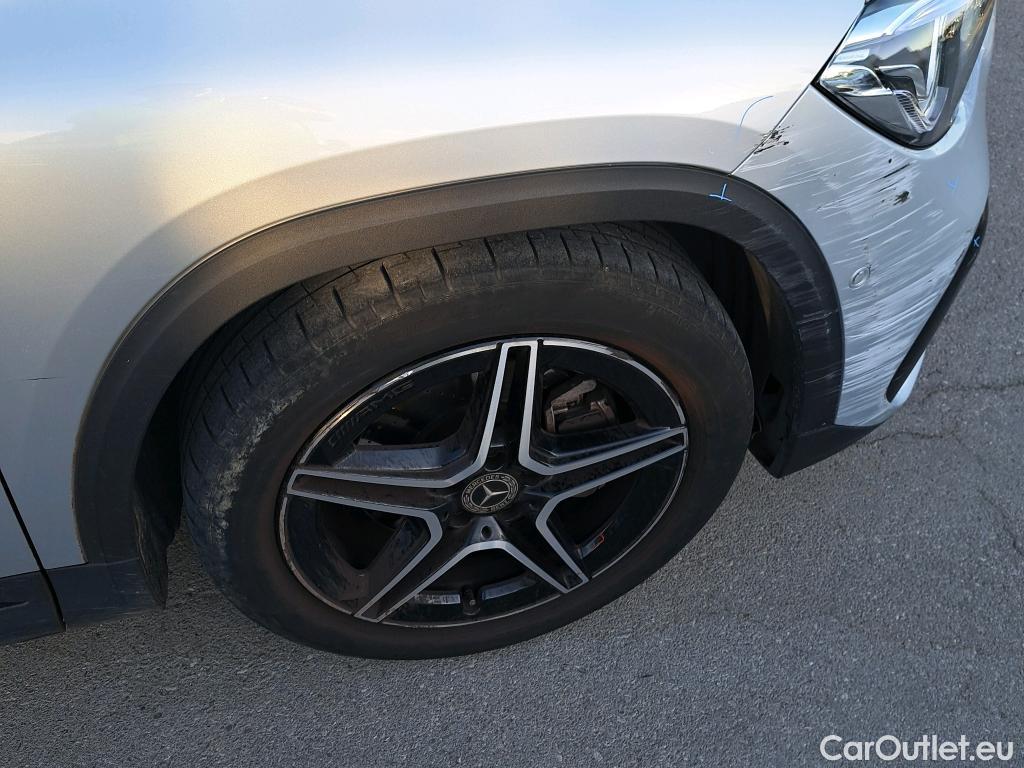  Mercedes  GLA MERCEDES-BENZ  / 2020 / 5P / todoterreno  200 D (AC) #19