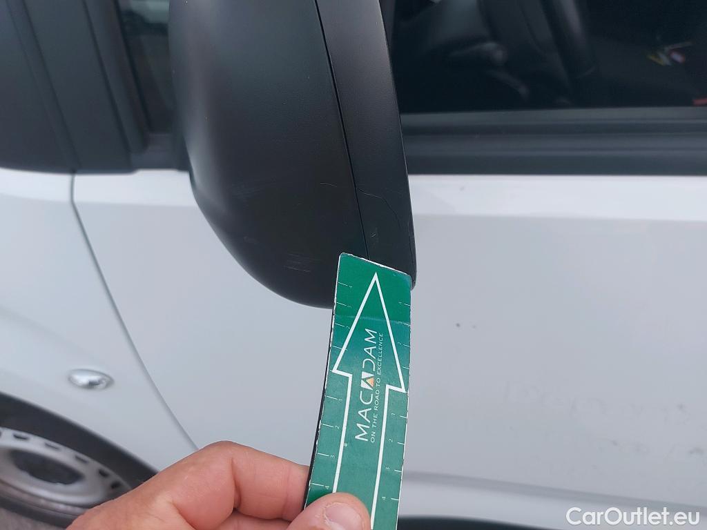  Citroen  Berlingo CITROEN  / 2018 / 3P / furgón derivado de turismo Talla M BlueHDi 100 CONTROL (AC2) #2