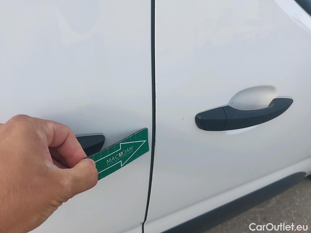  Citroen  Berlingo CITROEN  / 2018 / 3P / furgón derivado de turismo Talla M BlueHDi 100 CONTROL (AC2) #11