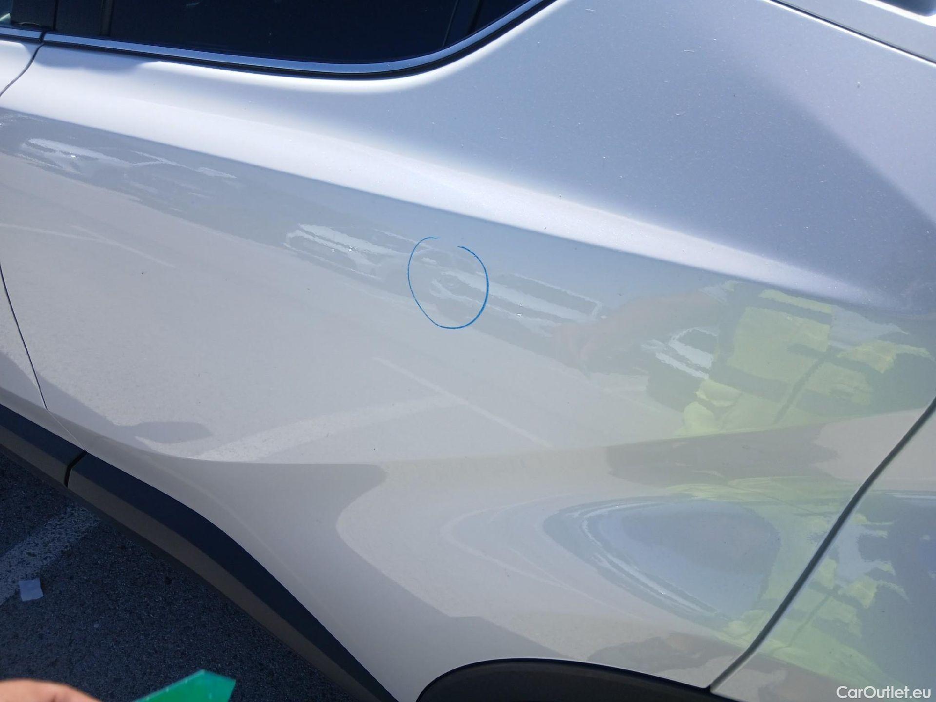  Toyota  C-HR TOYOTA  / 2019 / 5P / todoterreno 1.8 125H Advance (AC) #15