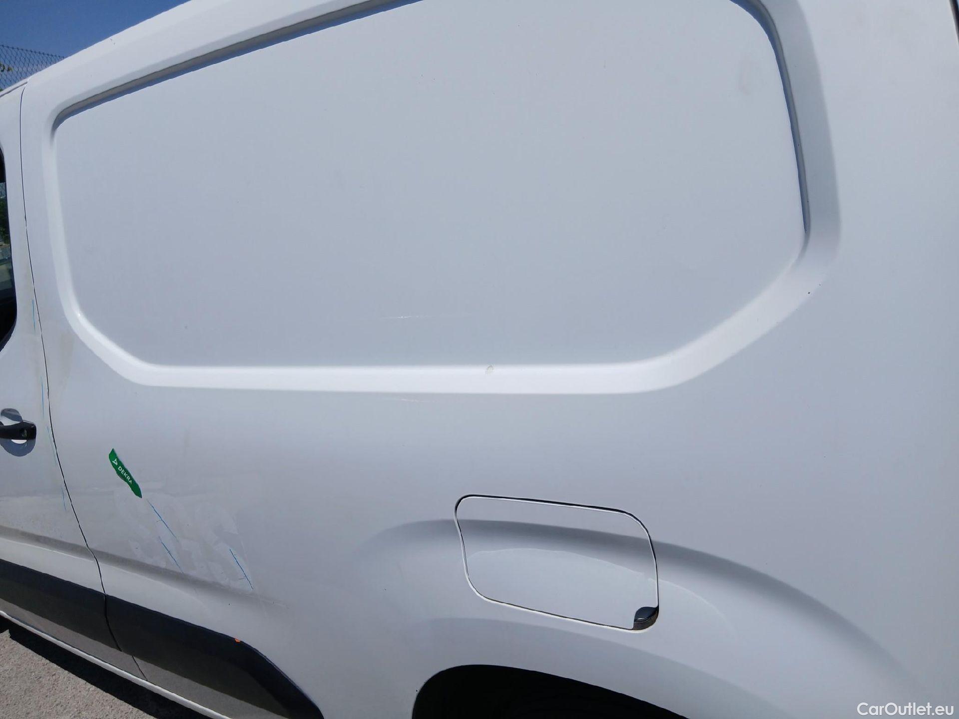  Citroen  Berlingo CITROEN  / 2018 / 3P / furgón derivado de turismo Talla M BlueHDi 100 CONTROL #9
