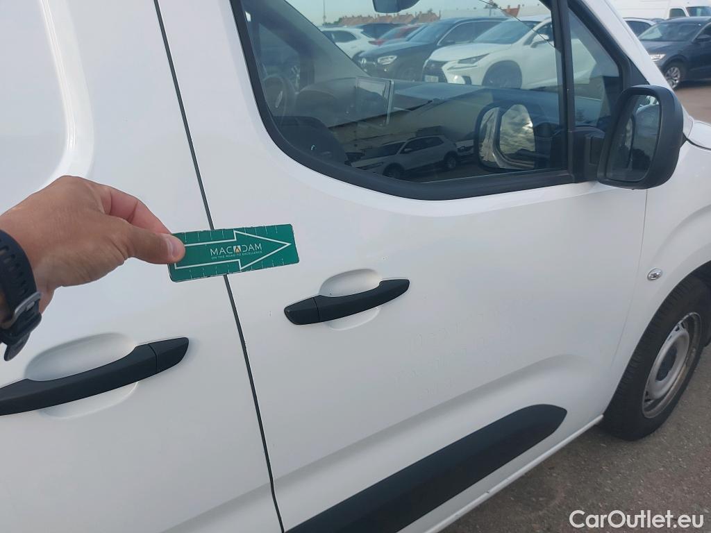  Citroen  Berlingo CITROEN  / 2018 / 3P / furgón derivado de turismo Talla M BlueHDi 100 CONTROL (AC2) #10