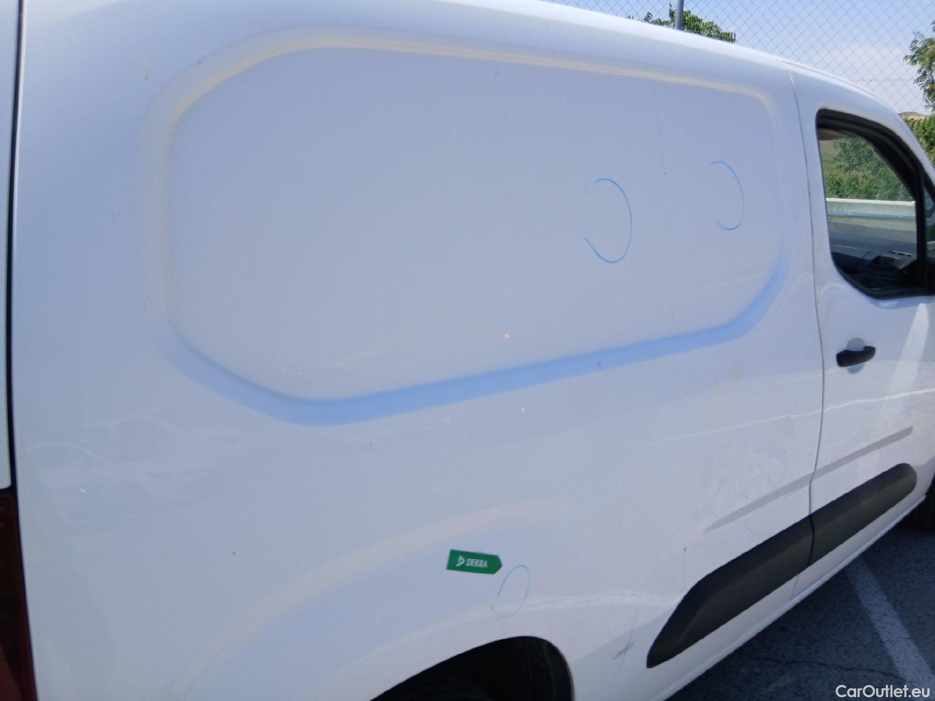  Citroen  Berlingo CITROEN  / 2018 / 3P / furgón derivado de turismo Talla M BlueHDi 100 CONTROL #19