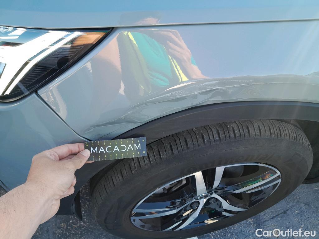  Volvo  XC 40 VOLVO XC40 / 2021 / 5P / todoterreno 2.0 B3 G Plus Dark Auto #2
