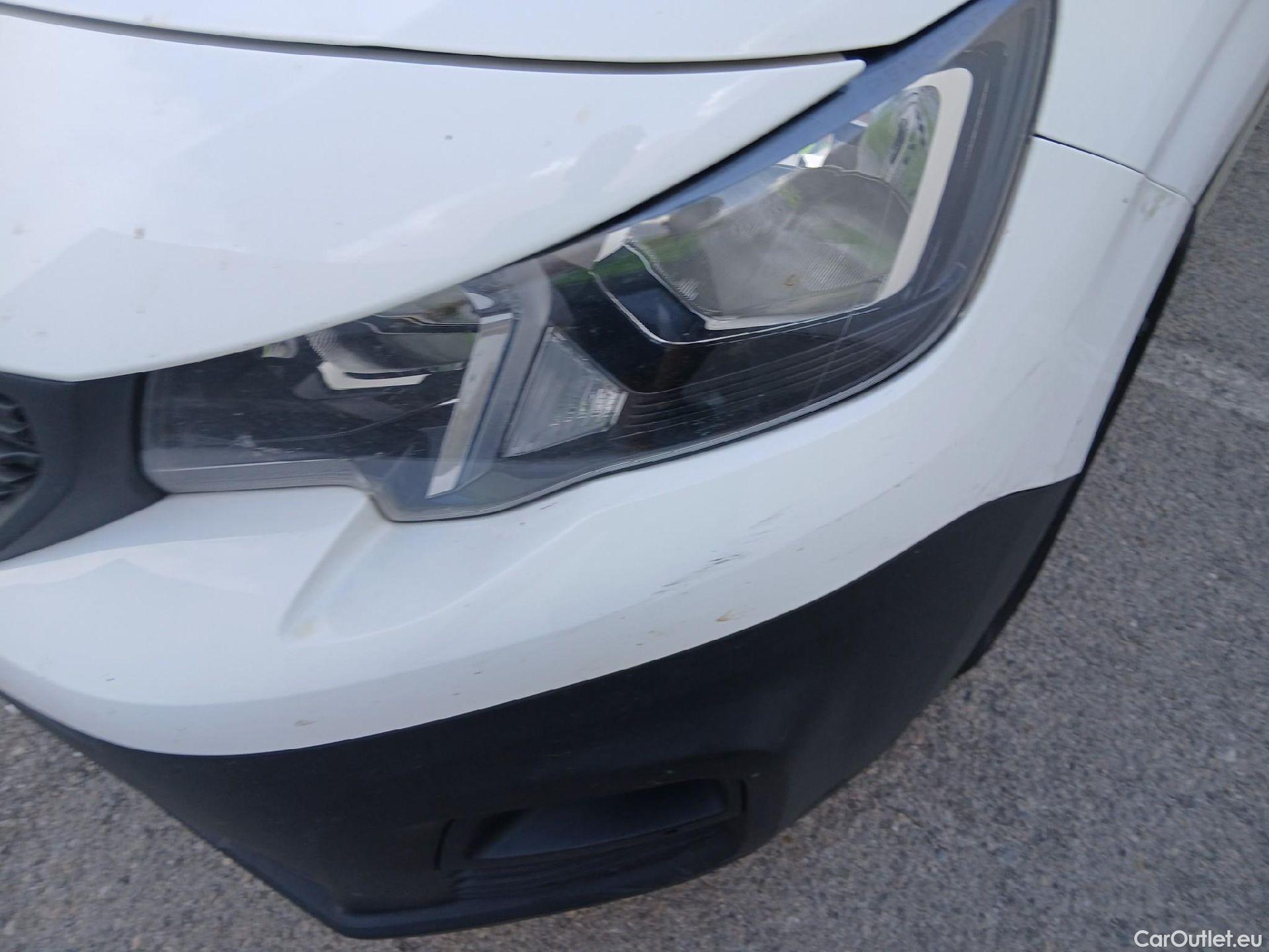  Peugeot  Partner PEUGEOT  / 2018 / 4P / furgón derivado de turismo Premium Long 1000kg BlueHDi 73kW #3