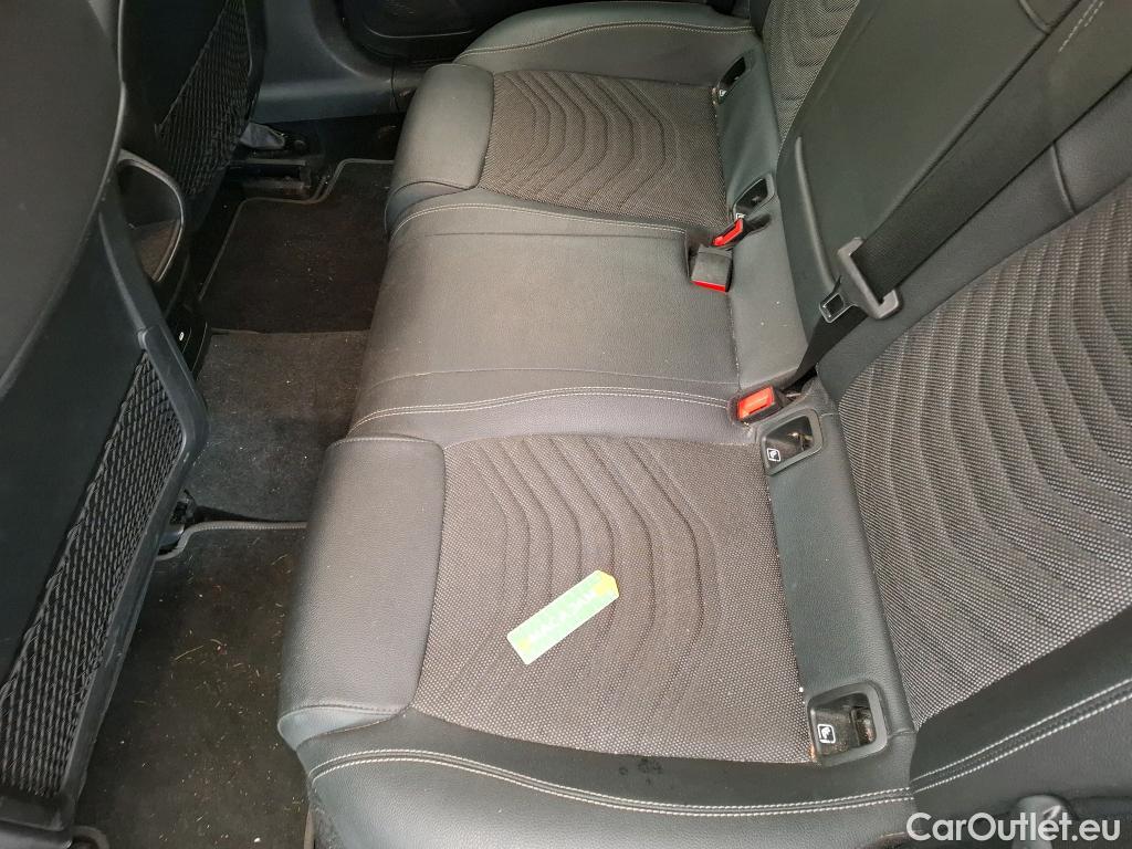  Mercedes  A-Klasse MERCEDES-BENZ Classe A Compact / 2022 / 5P / Berline A 200 Business Line 7G-DCT #24