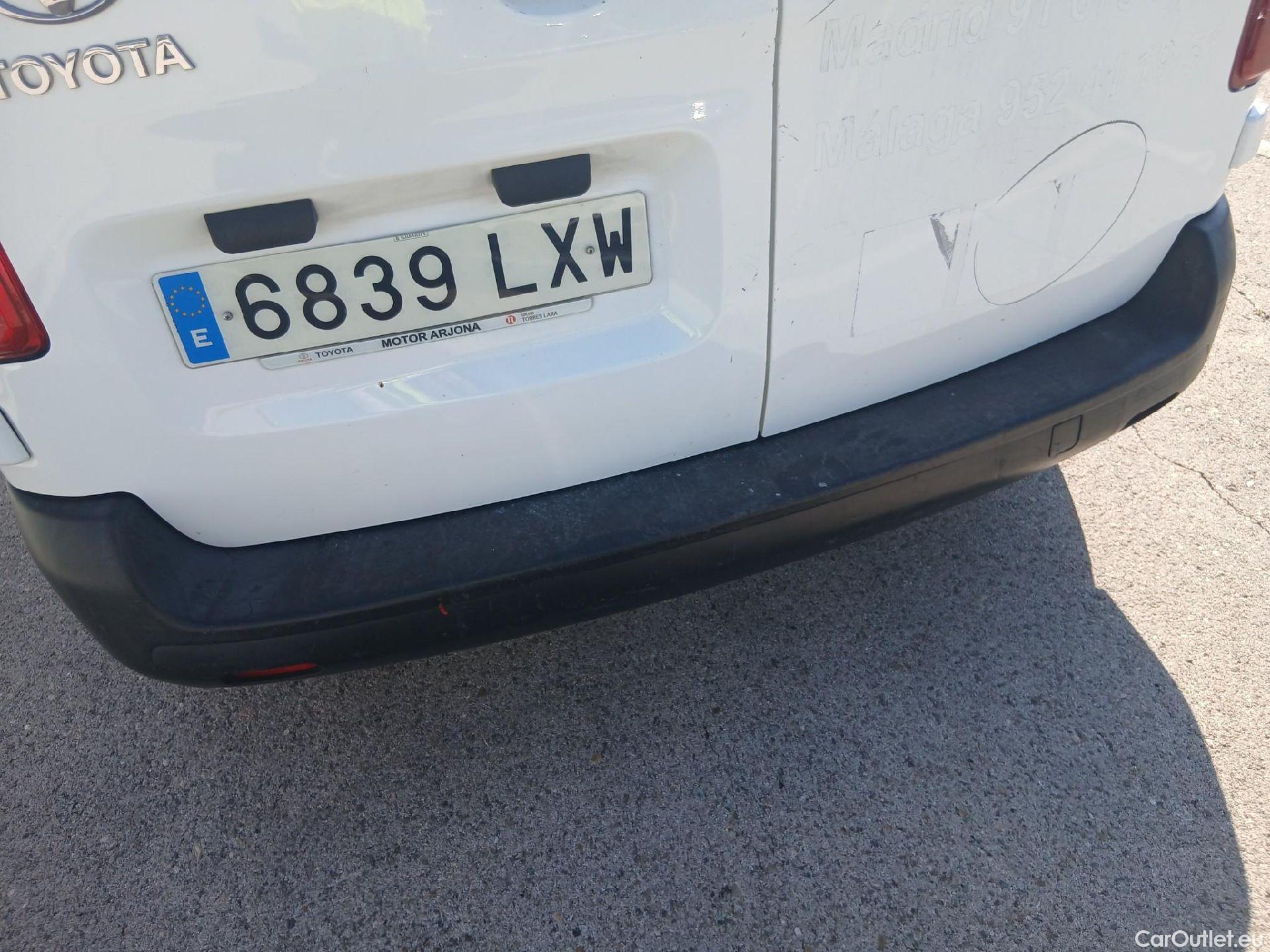  Toyota  Proace TOYOTA  / 2020 / 4P / furgón 1.5D 120CV GX 1PL 2PT L1 #28
