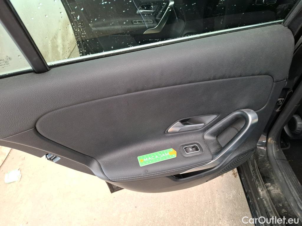  Mercedes  A-Klasse MERCEDES-BENZ Classe A Compact / 2022 / 5P / Berline A 200 Business Line 7G-DCT #10