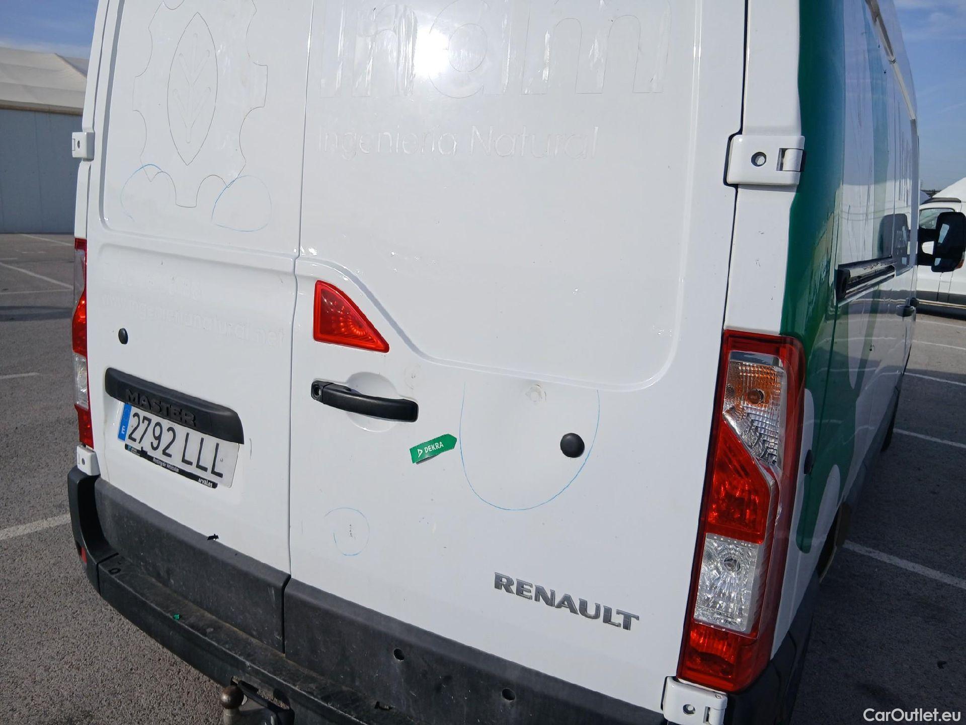  Renault  Master RENAULT  / 2019 / 4P / furgón Furgón T L2H2 3500 Bl dCi 100kW (135CV) #29