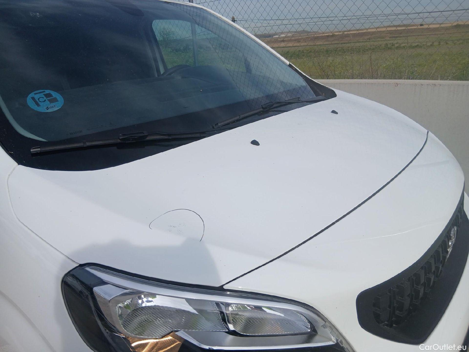  Peugeot  Expert PEUGEOT  / 2016 / 4P / furgón Furgón Premium 1.5 BlueHDi 100 Standard (AC) #4