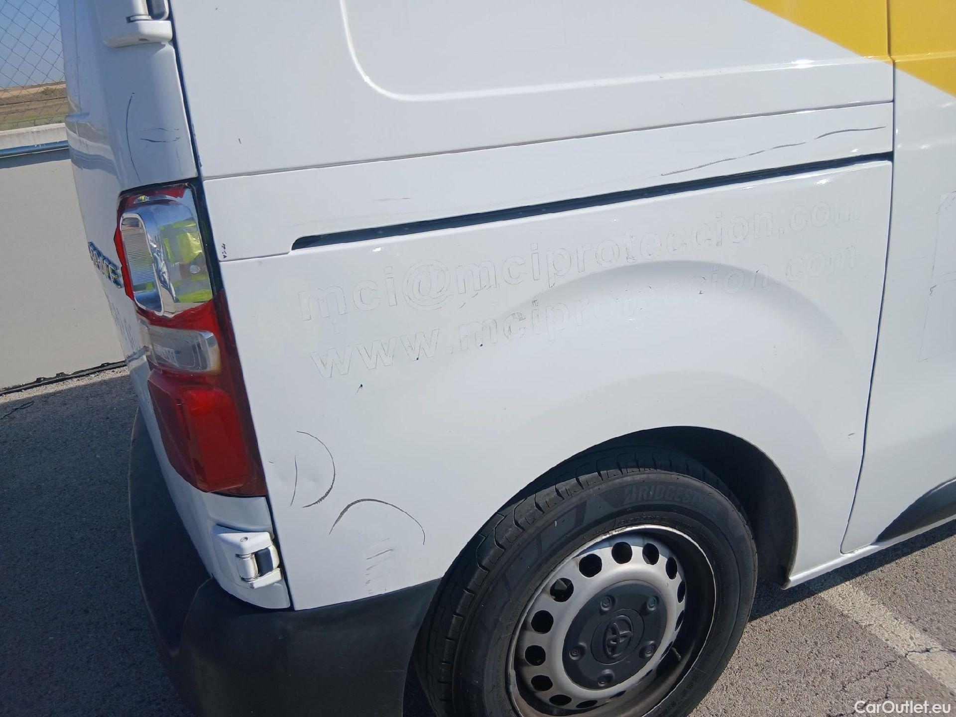  Toyota  Proace TOYOTA  / 2020 / 4P / furgón 1.5D 120CV GX 1PL 2PT L1 #29