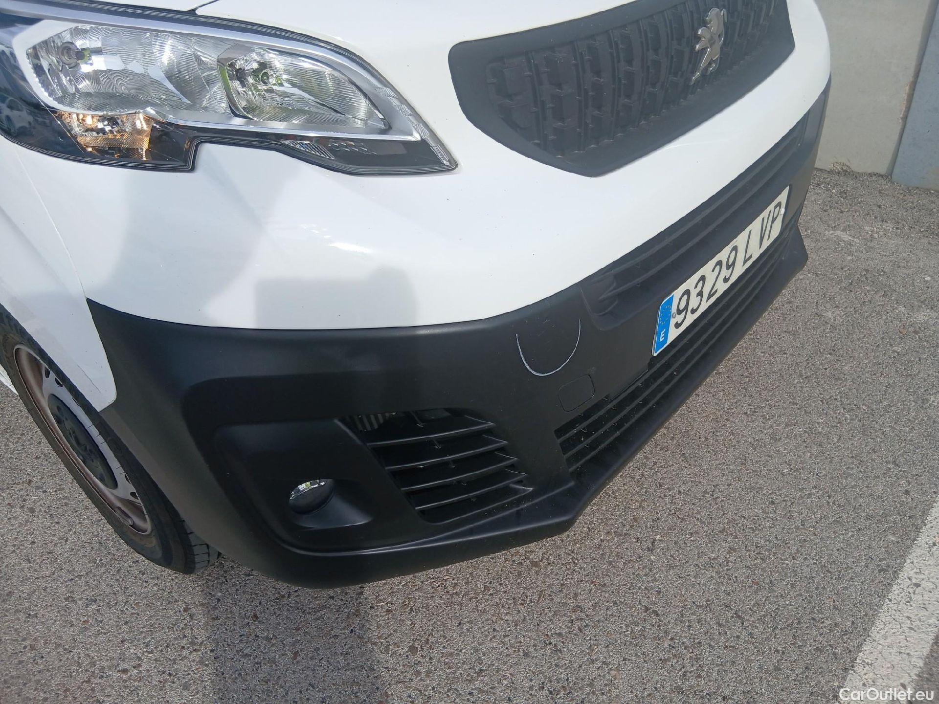  Peugeot  Expert PEUGEOT  / 2016 / 4P / furgón Furgón Premium 1.5 BlueHDi 100 Standard (AC) #2