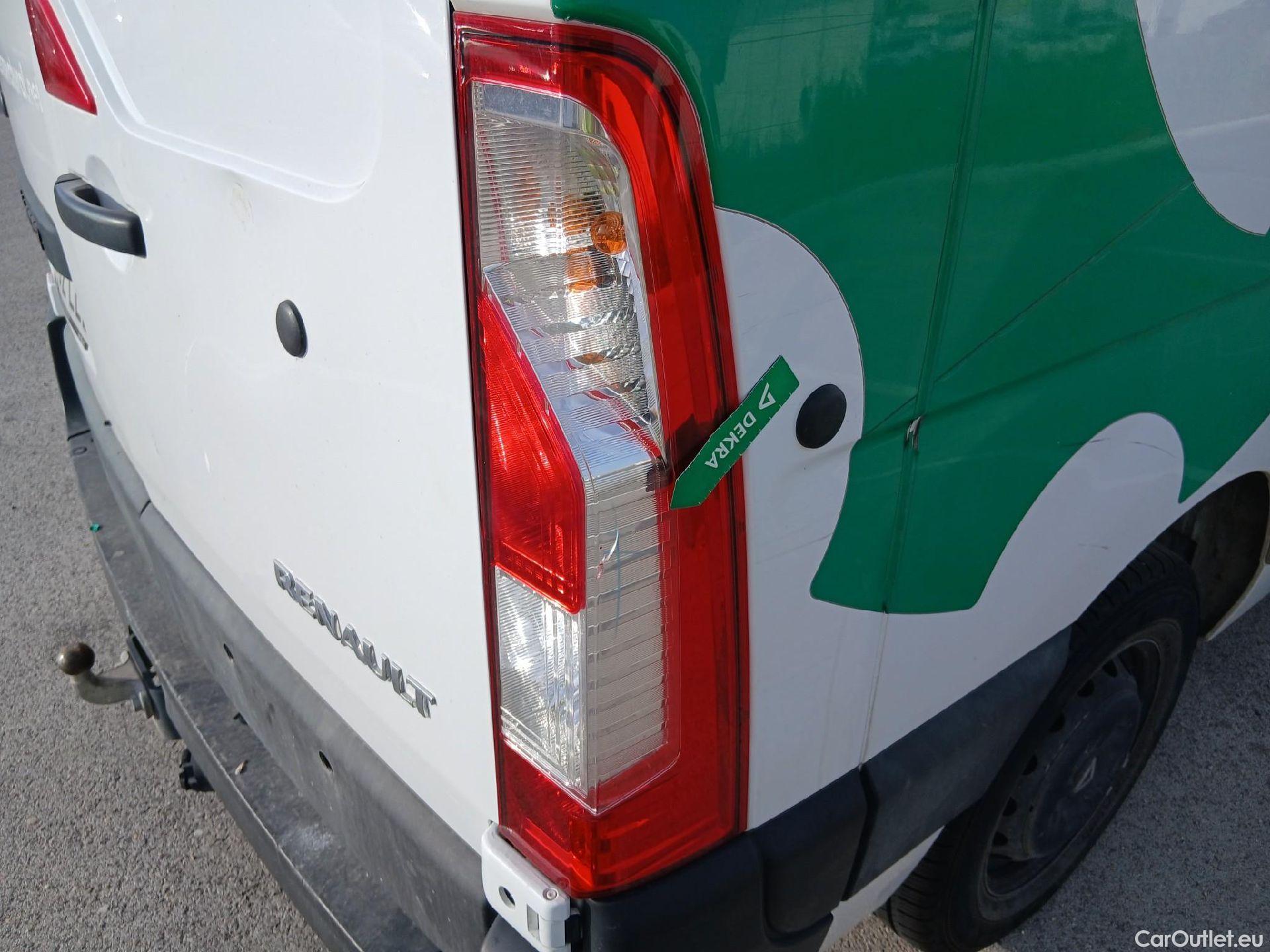  Renault  Master RENAULT  / 2019 / 4P / furgón Furgón T L2H2 3500 Bl dCi 100kW (135CV) #23