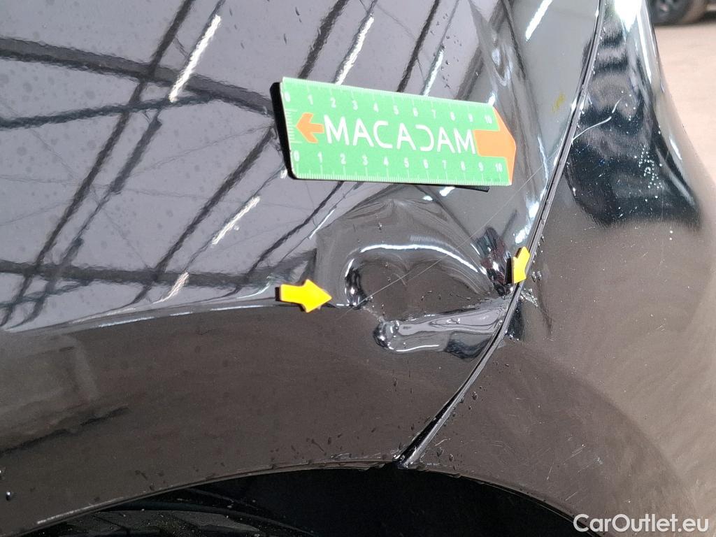  Mercedes  A-Klasse MERCEDES-BENZ Classe A Compact / 2022 / 5P / Berline A 200 Business Line 7G-DCT #2