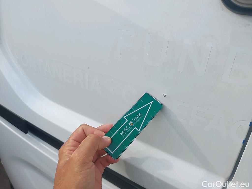  Peugeot  Partner PEUGEOT  / 2018 / 4P / furgón derivado de turismo Premium Standard 600kg BlueHDi 73kW (AC) #48