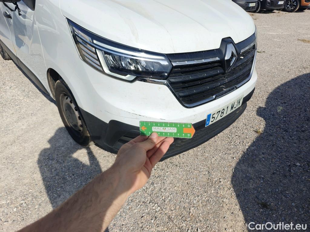  Renault  Trafic RENAULT  / 2021 / 4P / furgón Furgón L1H1 Blue dCi 96 Kw (130 CV) #38