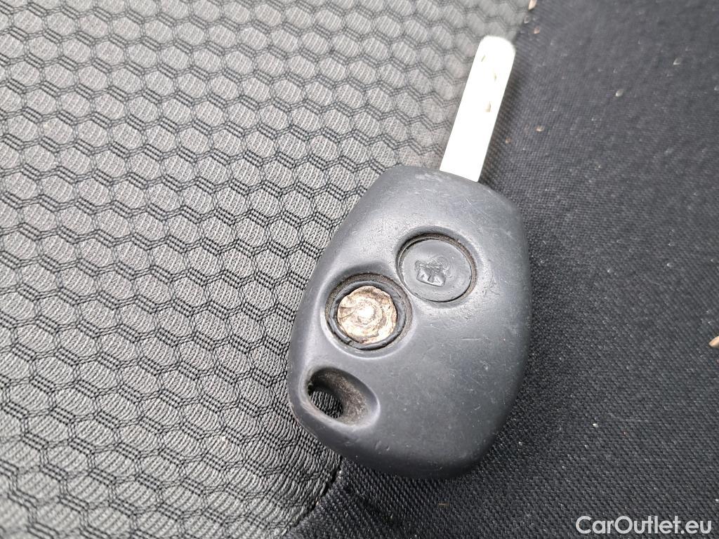 Renault  Kangoo RENAULT  FURGÓN VU 3p 2G furgón deriv  Z.E. Flexi  #6