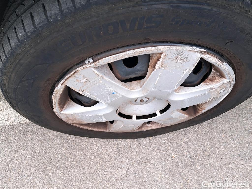  Renault  Kangoo RENAULT  FURGÓN VU 3p 2G furgón deriv  Z.E. Flexi  #39
