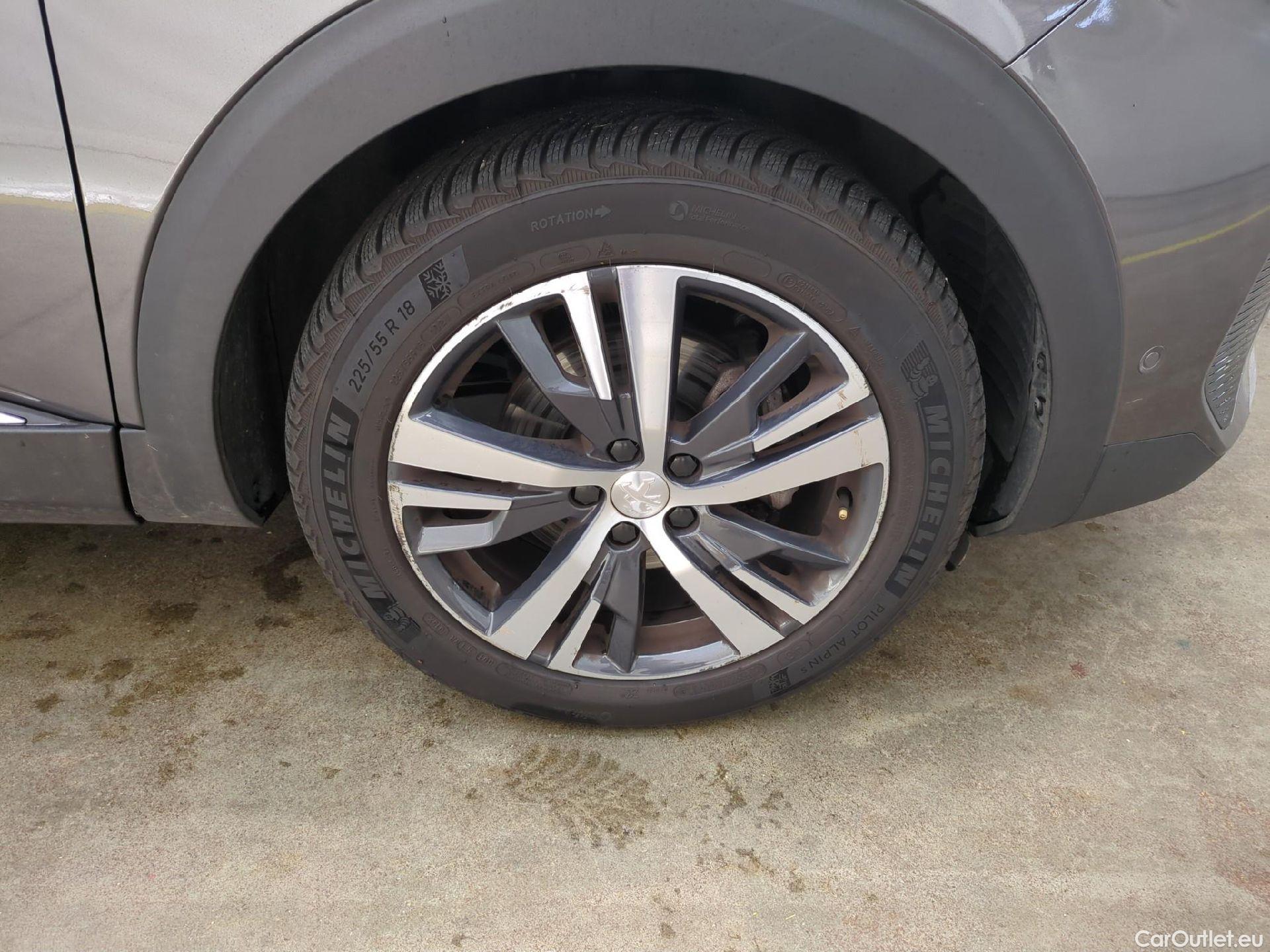  Peugeot  3008  II Allure 1.5 HDi 130CV BVA8 E6d #16