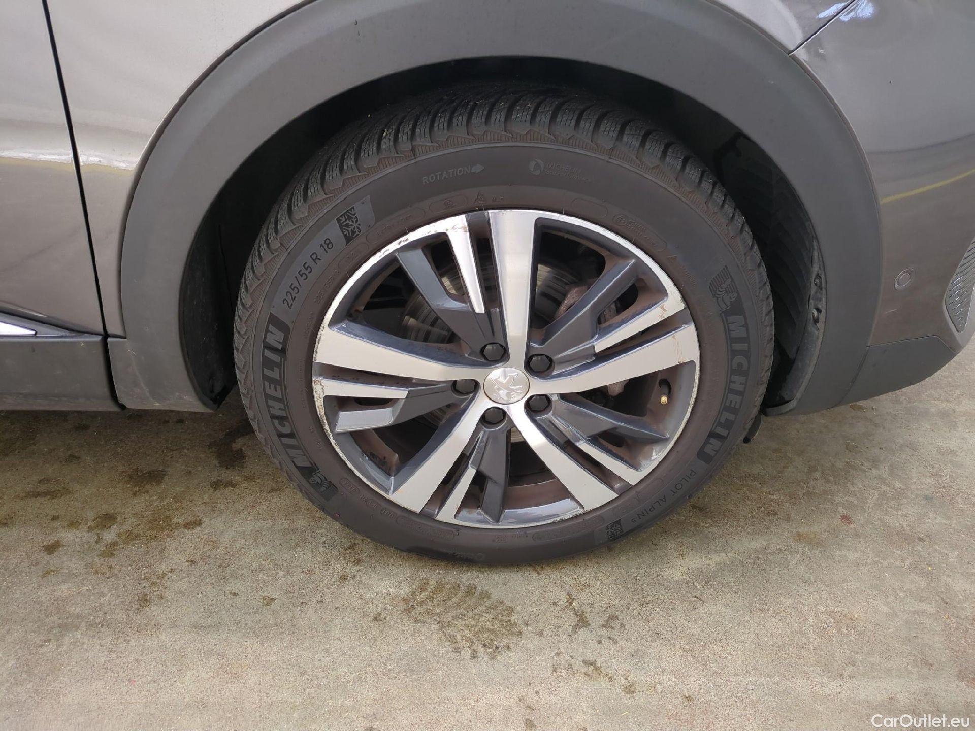  Peugeot  3008  II Allure 1.5 HDi 130CV BVA8 E6d #15