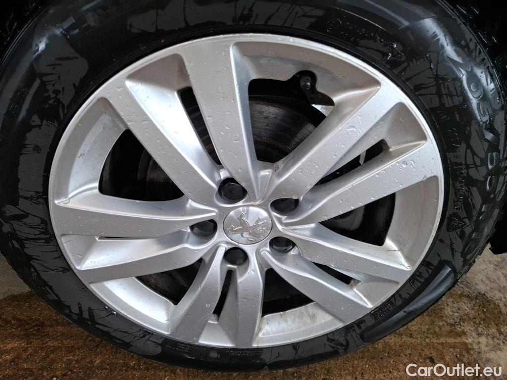  Peugeot  308  SW Active Business 1.5 HDi 130CV BVA8 E6dT #18