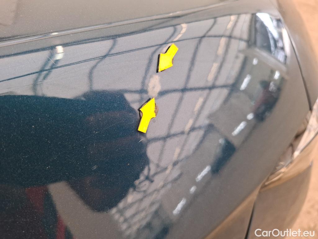  Peugeot  508 PEUGEOT  SW / 2018 / 5P / Break HYBRID 225 E-EAT8 Allure Pack #23