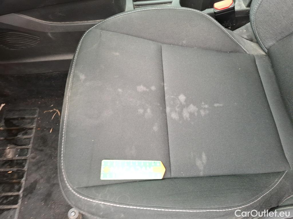  Renault  Captur  II Business 1.5 dCi 95CV BVM6 E6dT #41