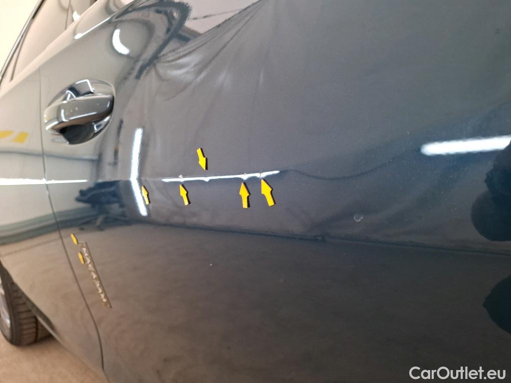  Peugeot  508 PEUGEOT  SW / 2018 / 5P / Break HYBRID 225 E-EAT8 Allure Pack #72