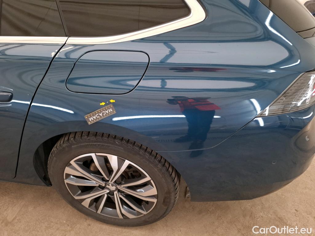  Peugeot  508 PEUGEOT  SW / 2018 / 5P / Break HYBRID 225 E-EAT8 Allure Pack #76