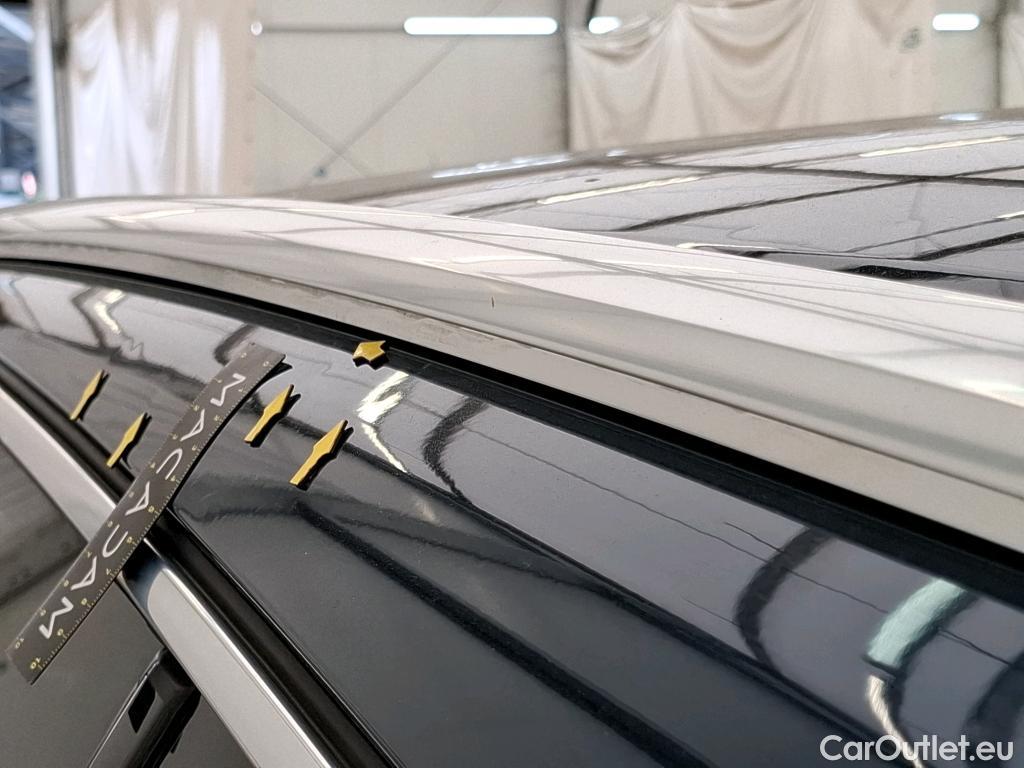  Peugeot  508 PEUGEOT  SW / 2018 / 5P / Break HYBRID 225 E-EAT8 Allure Pack #44