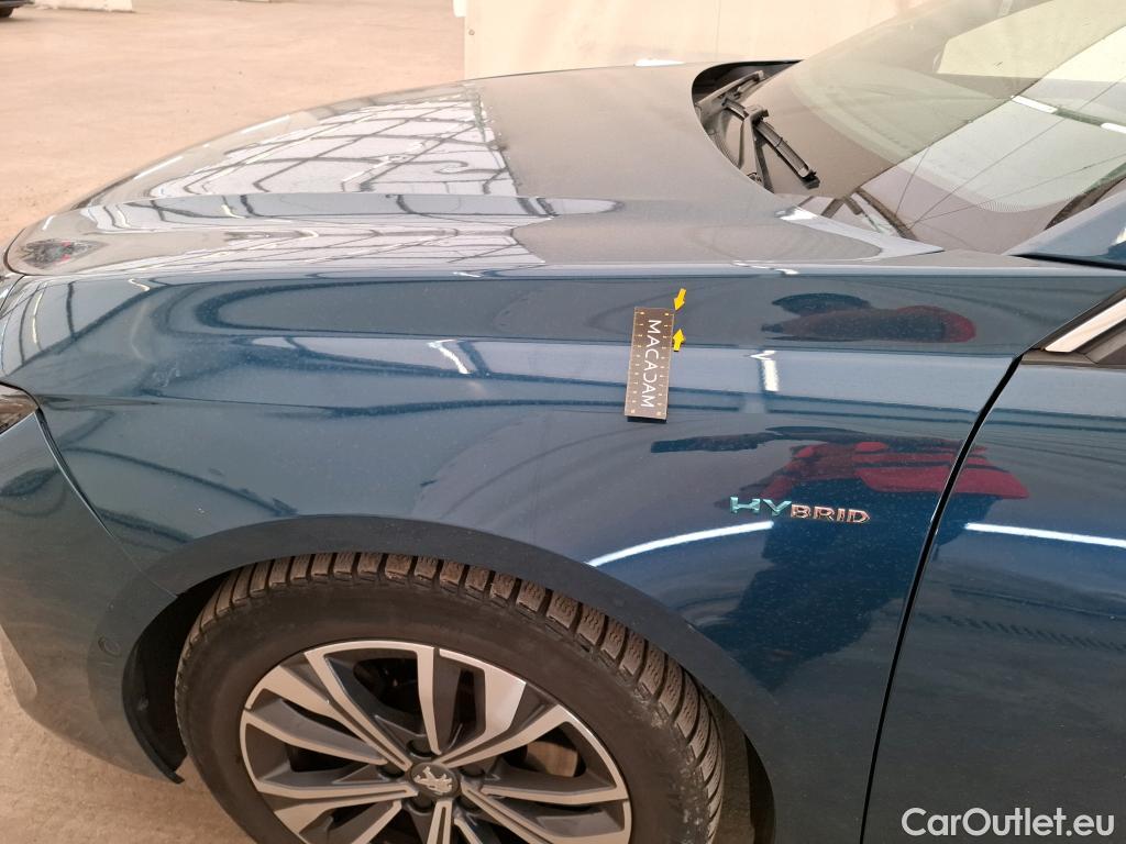  Peugeot  508 PEUGEOT  SW / 2018 / 5P / Break HYBRID 225 E-EAT8 Allure Pack #84