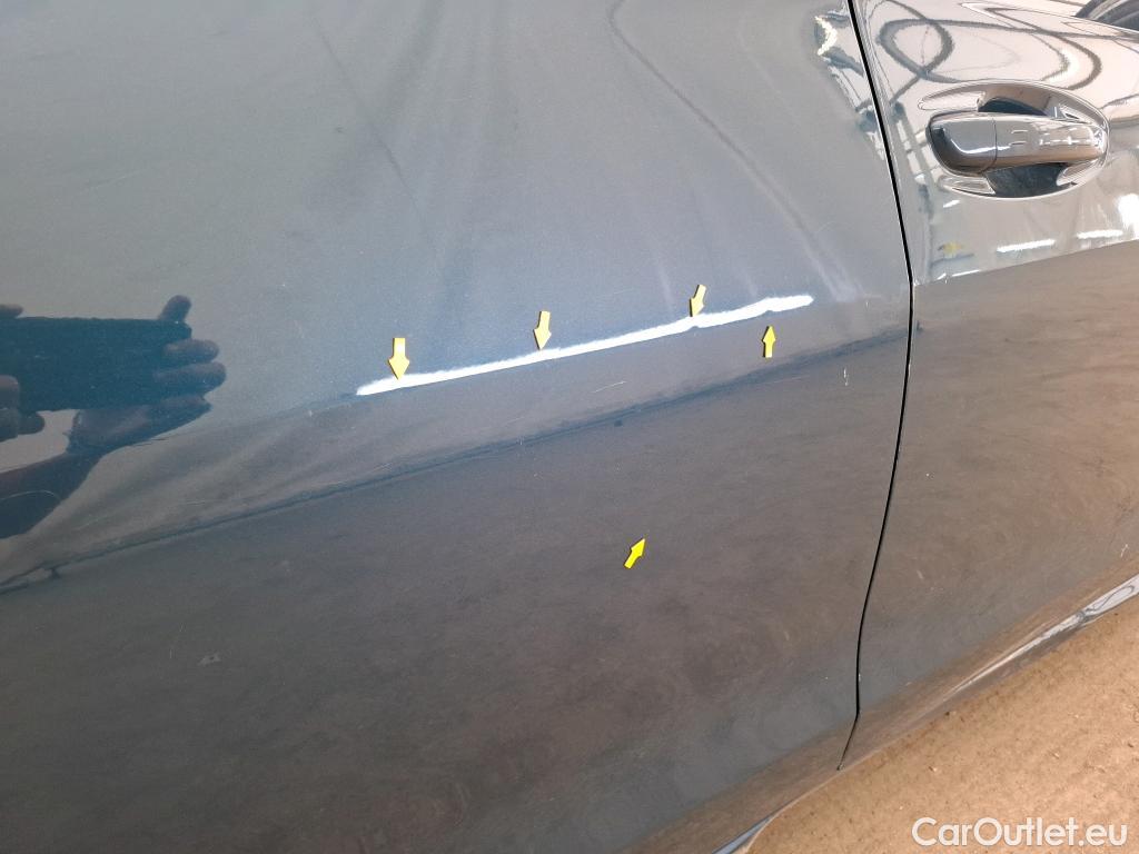  Peugeot  508 PEUGEOT  SW / 2018 / 5P / Break HYBRID 225 E-EAT8 Allure Pack #18