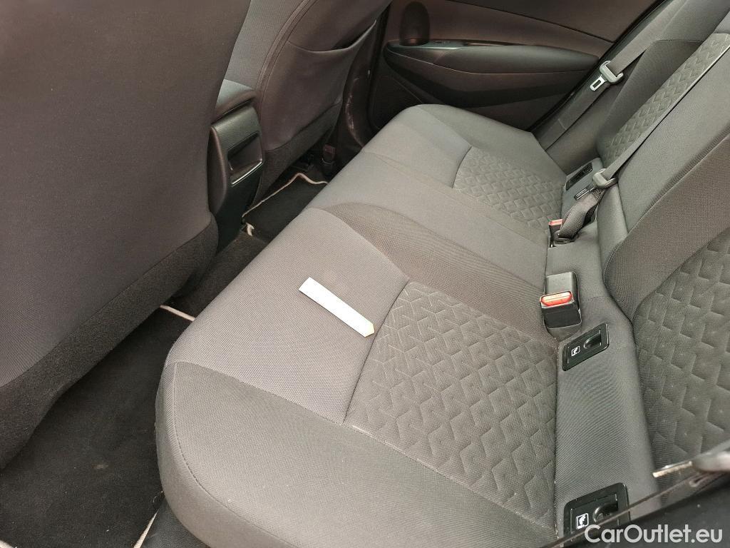  Toyota  Corolla TOYOTA  / 2018 / 5P / Berline Hybride 122h Dynamic Business #43