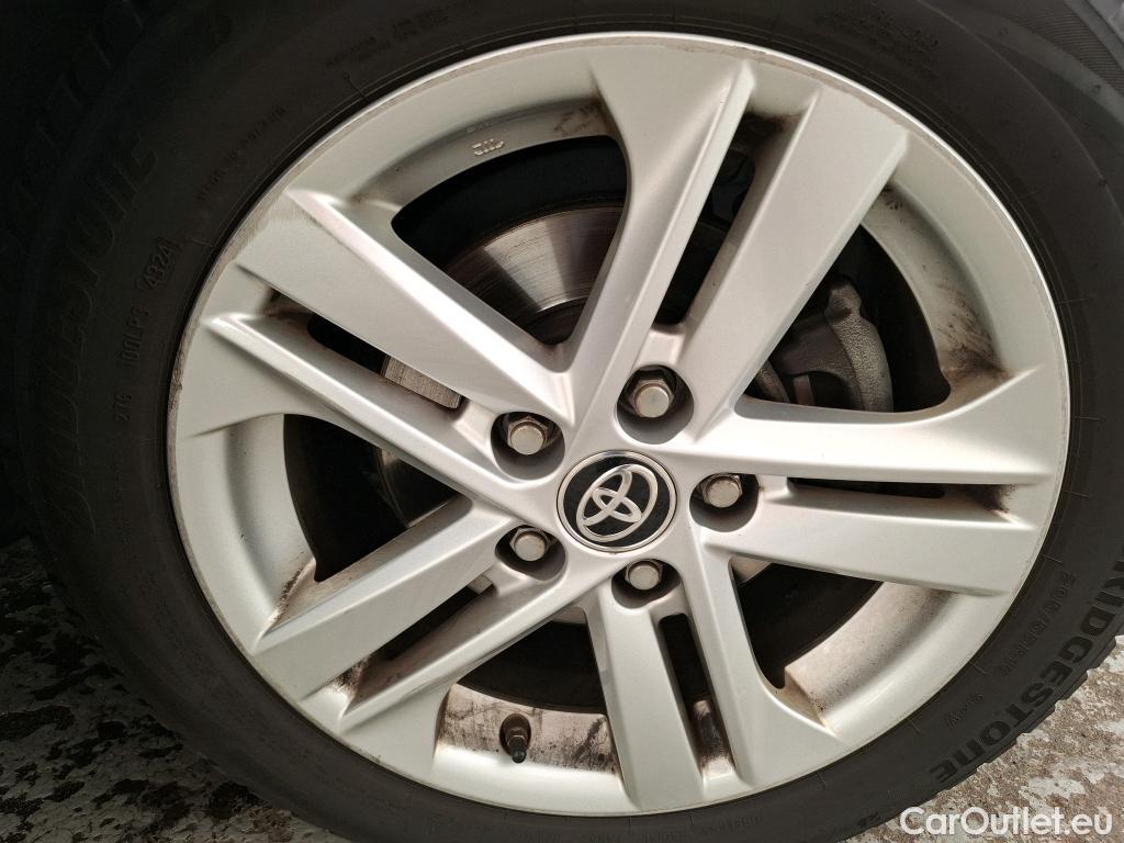  Toyota  Corolla TOYOTA  / 2018 / 5P / Berline Hybride 122h Dynamic Business #32