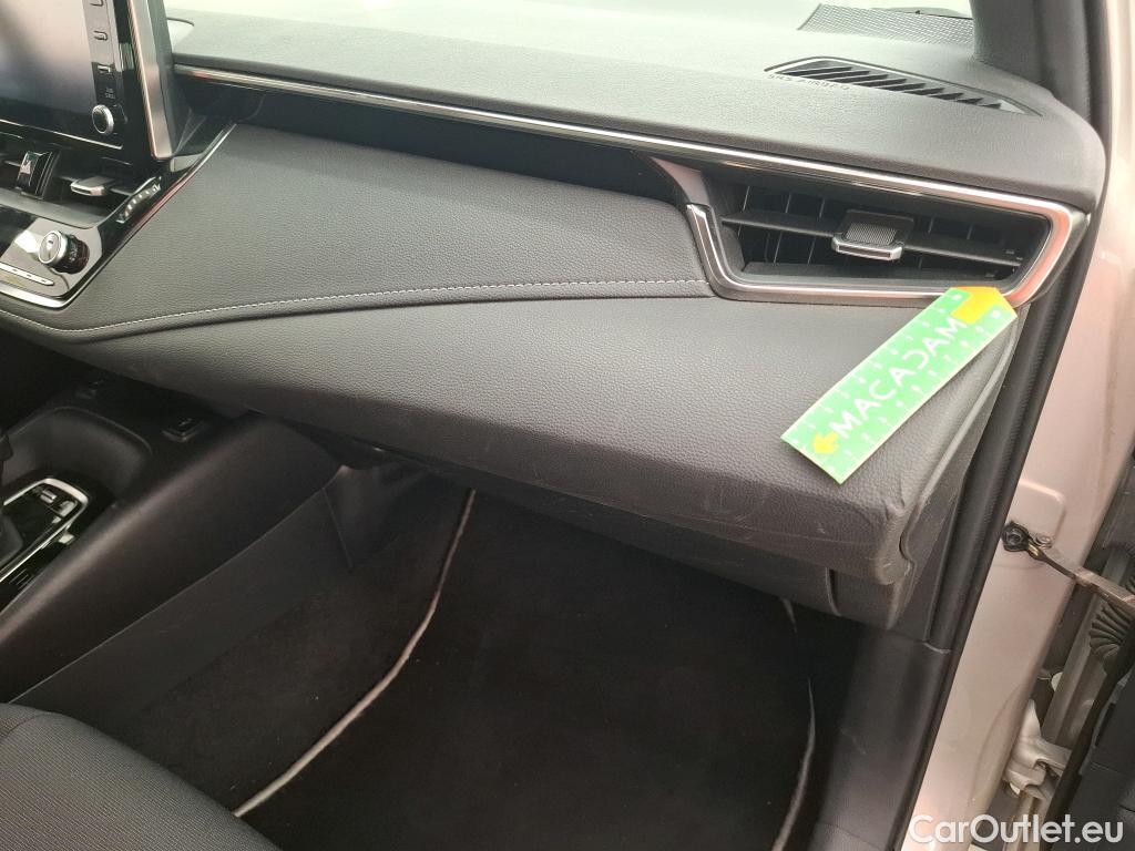 Toyota  Corolla TOYOTA  / 2018 / 5P / Berline Hybride 122h Dynamic Business #22