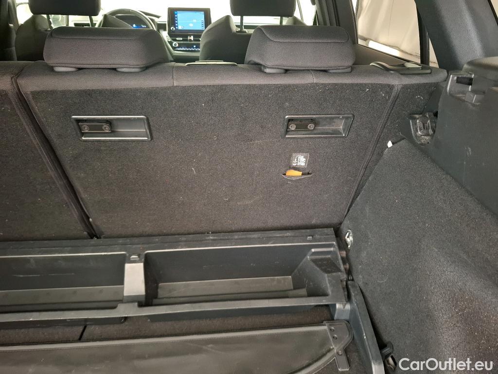  Toyota  Corolla TOYOTA  Touring Sports / 2018 / 5P / Break Hybride 122h Dynamic Business Beyond Zer #19