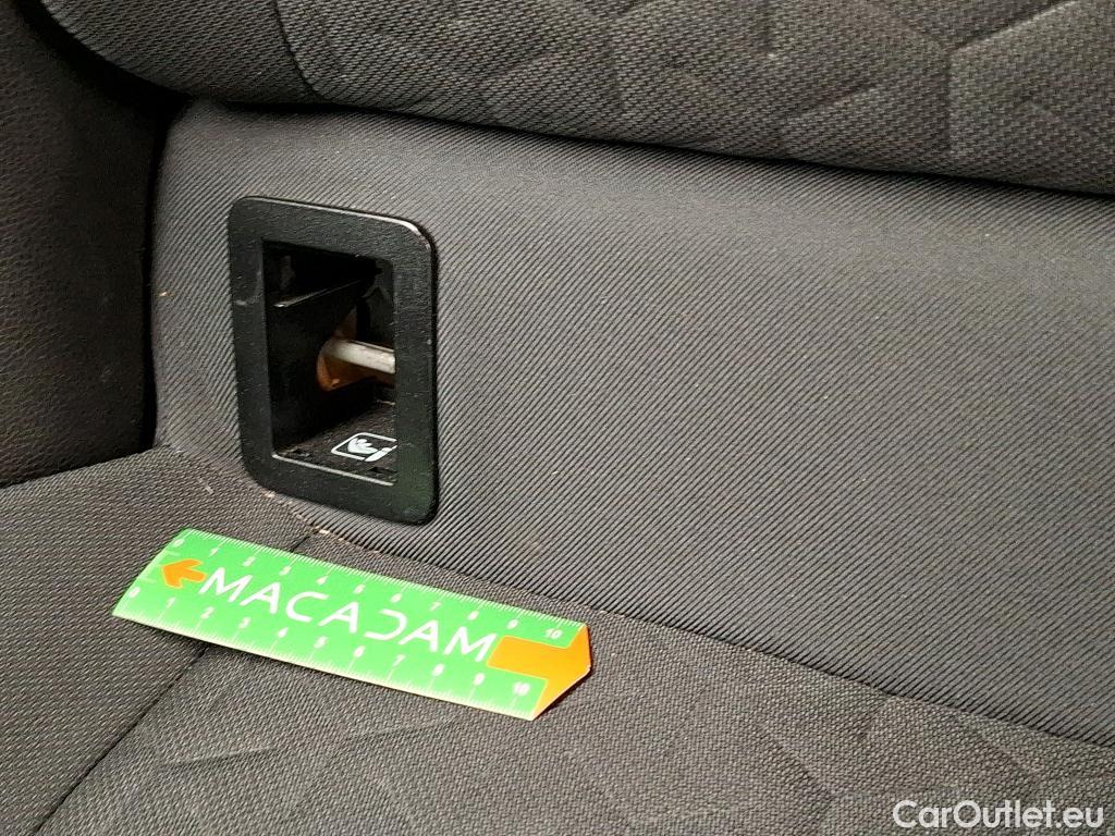  Toyota  Corolla TOYOTA  / 2018 / 5P / Berline Hybride 122h Dynamic Business #49