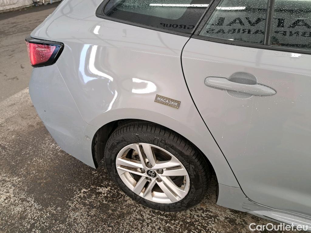  Toyota  Corolla TOYOTA  Touring Sports / 2018 / 5P / Break Hybride 122h Dynamic Business Beyond Zer #17