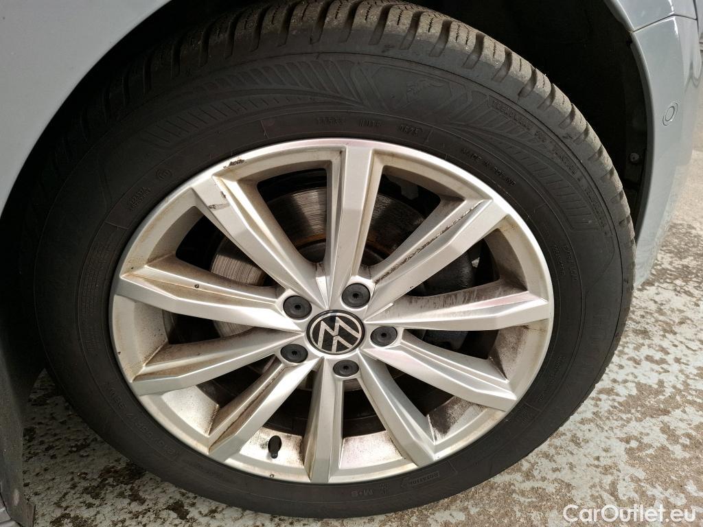  Volkswagen  Passat VOLKSWAGEN  SW / 2019 / 5P / Break 2.0 TDI 150 SCR DSG7 SW LOUNGE #70