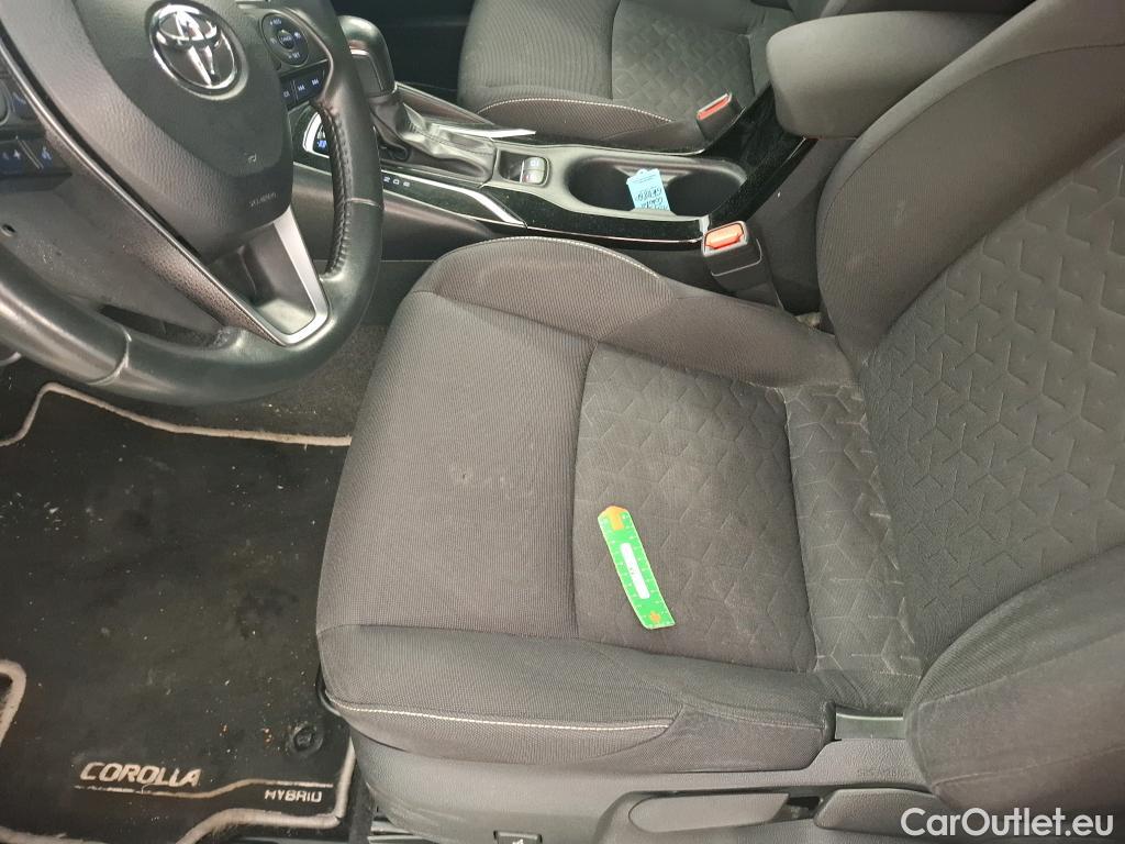  Toyota  Corolla TOYOTA  Touring Sports / 2018 / 5P / Break Hybride 122h Dynamic Business Beyond Zer #25